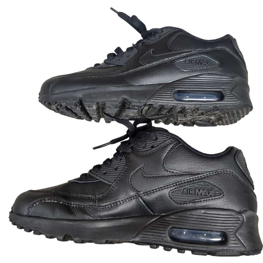 Nike Air Max 90/ Size 4.5 Y